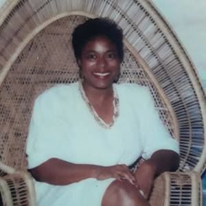 Meet your Posher, Whitney